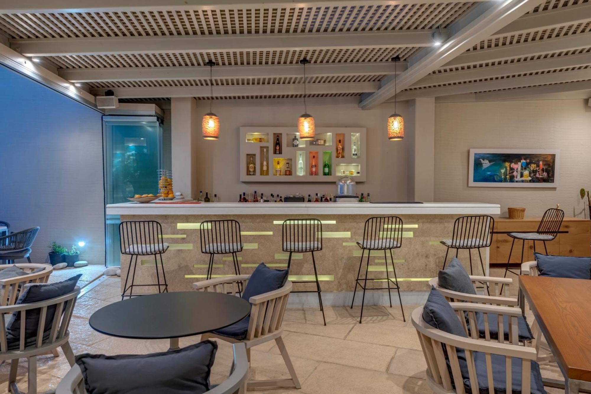 Kouros Art Hotel (Adults Only) Stelida  Buitenkant foto